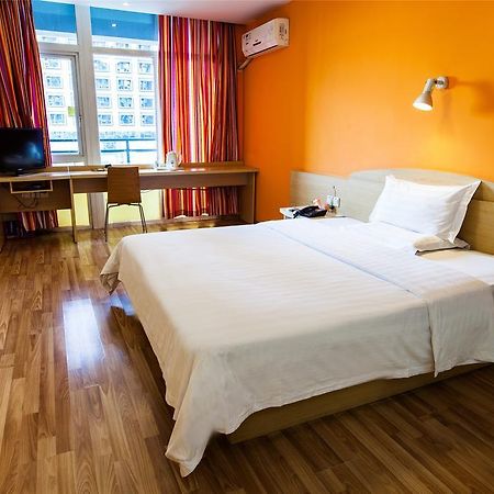7Days Inn Xi'An Xiying Road Room photo